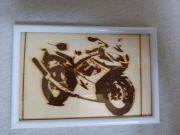 Grawer w ramce ścigacz Triumph Daytona 600 10x15cm