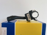 Lewa manetka przełącznik kierunkowskazów VW Seat Audi Skoda Ford 8L0953513G