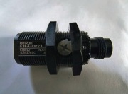 Czujnik fotoelektryczny E3FA-DP23 OMRON