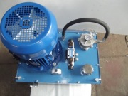 ZASILACZ AGREGAT HYDRAULICZNY