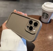 Etui silikonowe do iPhone 16 Pro