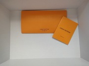 Karton Louis Vuitton 