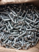 Śruba  wkręt m6x30 krzyżak 5kg