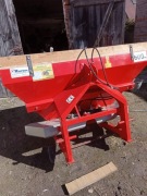 Rozsiewacz polowy(600 kg) 2-tarczowy, Woprol