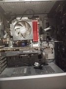 Komputer do pracy biurowej oraz gier