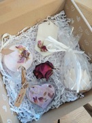 Zestaw prezentowy, mydło  świeczka zawieszka kula