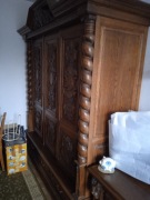 Szafa dębowa w stylu gdańskim