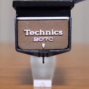 Wkładka TECHNICS EPC-207C z headshellem. Używana.