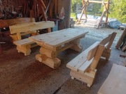 Meble ogrodowe z bali 