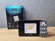 Reflektor LED z Detektorem ruchu + pilot ( JFX01-A1WA10M5 ) 10W