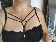 Ramiączka ozdobne dekoltowe Han regulowane do biustonosza czarne