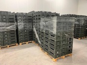 Sprzedam używane Skrzynki pudełka plastikowe nie kartonowe po 1 zł. /szt.