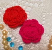 KWIATEK  RÓŻA czerwony