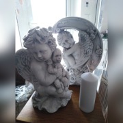 Figurka anioła z pieskiem 35cm