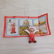 Super Mario biały Kinder joy