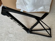Rama rowerowa  czarna bez widelca Madone rozm. M TREK 