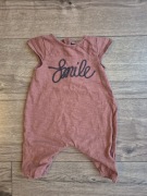 Next rampers brązowy napis Smile krótki rękaw 62