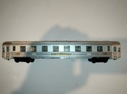 4-osiowy wagon pasażerski  dalekobieżny 2 klasa chyba Trix Okazja!