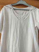 T-shirt z koronką roz. M