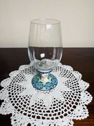 Szklanka na stopce ceramika bolesławiecka