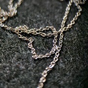 Srebrny łańcuszek na paznokcie 20cm - wybór, ozdoby na paznokcie 3d