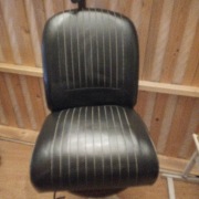 Sprzedam dwa  fotele do fiata 126p