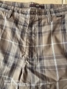 Eleganckie Spodenki sportowe trekkingowe męskie do golfa na plażę  Vans M/L