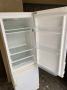 Lodówka Amica 180 / 55