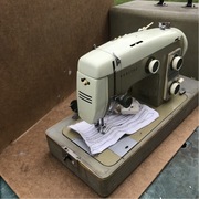 Stara niemiecka solidna maszyna do szycia Veritas Textima 8018/3