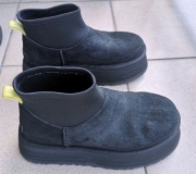 UGG Śniegowce Classic Mini Dipper rozmiar 39