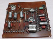 Części elektroniczne w module lampowym [Rl]A3