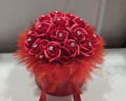 Box z różami mydlanymi