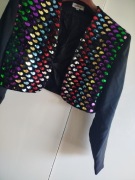 Czarna krótka marynarka bolerko z kolorowymi cekinami Hexe line M 38 