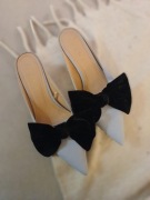 Mule Zara Trafaluc z kokardą, obcas kaczuszka, szpic 39