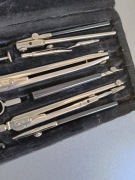 Precyzyjny zestaw kreślarski 2