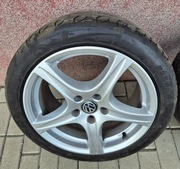 Do sprzedania jest komplet felg z oponami 17" 