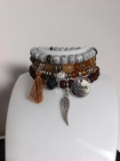 Elegancki zestaw 4 bransoletek w stylu boho odcień brązu