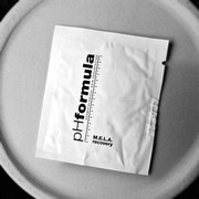 serum pHFormuła M.E.L.A. recovery cream na przebarwienia 2ml