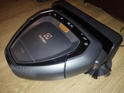 Robot sprzątający odkurzacz Electrolux Pure i9 Wi-Fi Aplikacja Nowe baterie