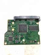 (10) Elektronika dysku Seagate ST3250318AS