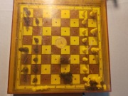 stare duże szachy podróżne prl z pokrywa, pamiątka prl