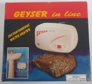 ELEKTRYCZNY PRZEPŁYWOWY PODGRZEWACZ WODY 230V 5kW 5000W RUMUŃSKI