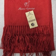 Nowy czerwony szal z alpaki Alpaca Camargo z metką