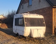 Przyczepa kempingowa niewiadów