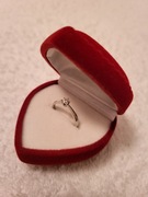 Pierścionek zaręczynowy białe złoto próba 585 brylant masa 0,17 ct Apart