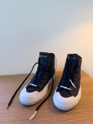 Buty Sneakersy Barracuda 42 granatowe