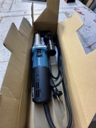 Szlifierka prosta Makita GD0810C