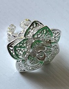 Prześliczny pierścionek regulowany kwiat