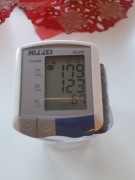 Ciśnieniomierz nadgarstkowy Nissei