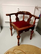 Stary przedwojenny fotel rogowy z litego dębu